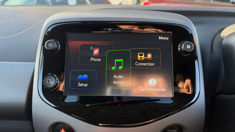 Toyota Aygo 1.0 VVT-i X-Clusiv 5dr x-shift Petrol Hatchback